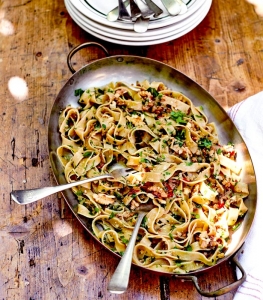 Pasta Perfecto: Wholemeal Tagliatelle with Anchovies and Walnuts